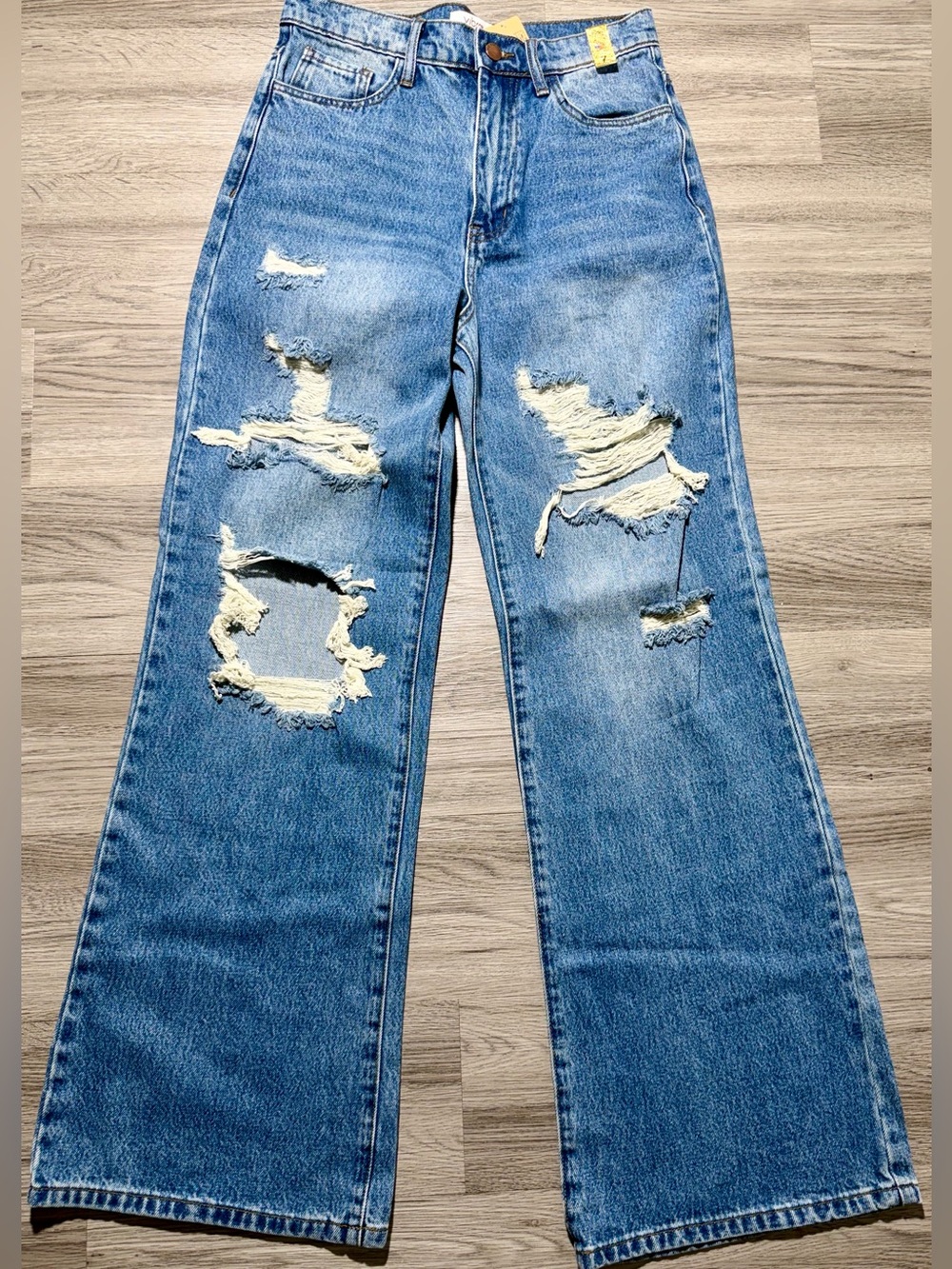 Vibrant Women’s Wide Leg Jeans Distressed Size 7 W27 Medium Wash NWT